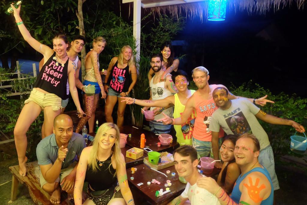 Smile Hostel Koh Phangan Exterior photo