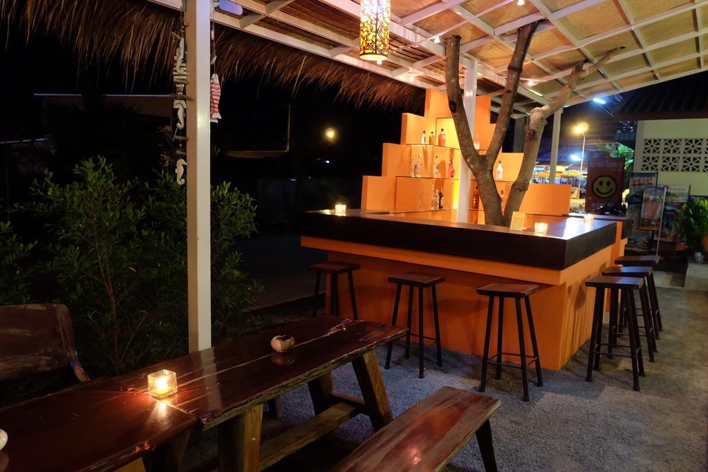 Smile Hostel Koh Phangan Exterior photo