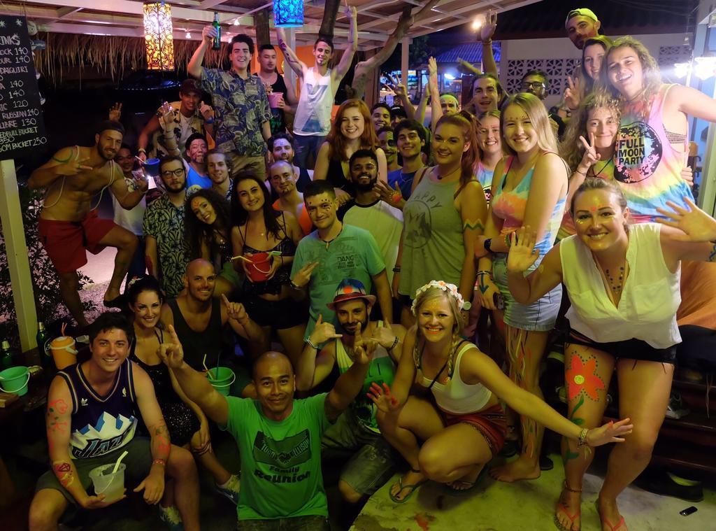 Smile Hostel Koh Phangan Exterior photo
