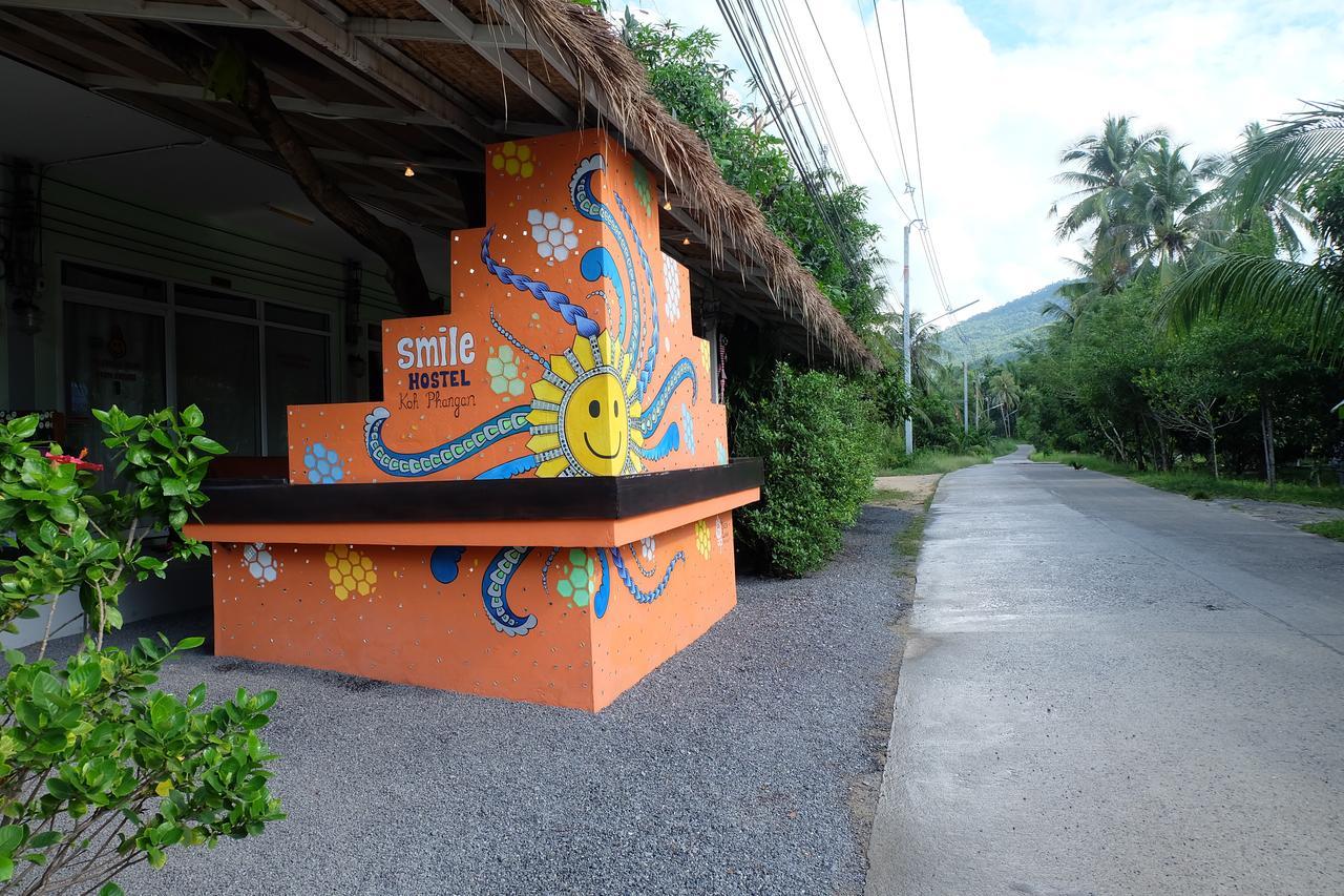 Smile Hostel Koh Phangan Exterior photo