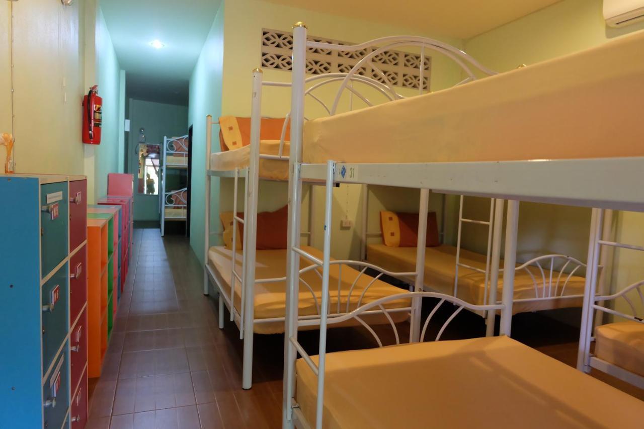 Smile Hostel Koh Phangan Exterior photo